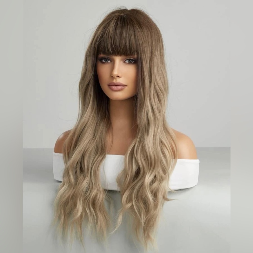 NEW 24 inch Synthetic Ombré Wig w/bangs, Light Brown to Dark Blonde, No lace